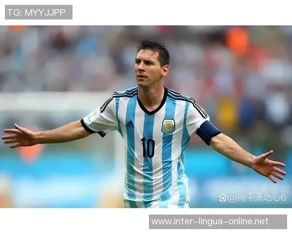 八强足球明星的辉煌历程与传奇时刻揭秘 八强足球明星的辉煌历程与传奇时刻揭秘