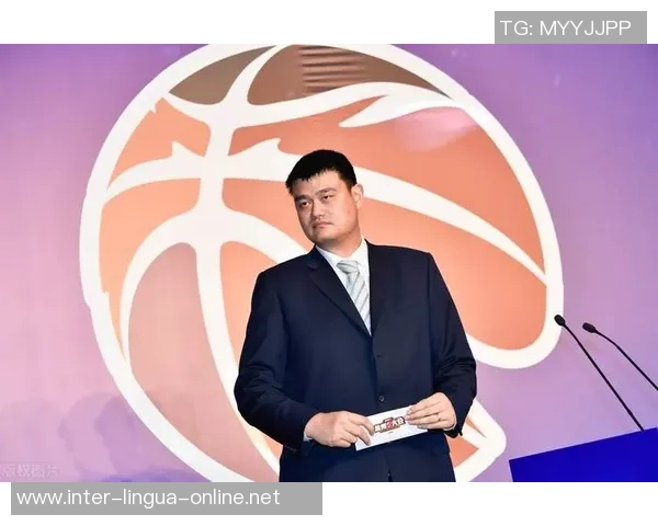 姚明与足球巨星同台竞技展现体育跨界魅力与友谊之光 姚明与足球巨星同台竞技展现体育跨界魅力与友谊之光