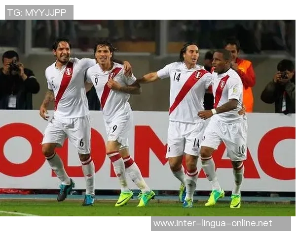 秘鲁足球明星的辉煌历程与对国家队的贡献分析 秘鲁足球明星的辉煌历程与对国家队的贡献分析