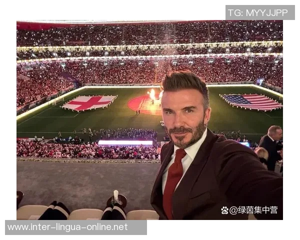 足球明星如何通过社交媒体与粉丝互动并获得认证的多种方式探讨 足球明星如何通过社交媒体与粉丝互动并获得认证的多种方式探讨