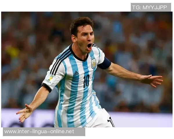 足球明星的真实姓名揭秘你不知道的那些传奇球员的过去与名字故事 足球明星的真实姓名揭秘你不知道的那些传奇球员的过去与名字故事