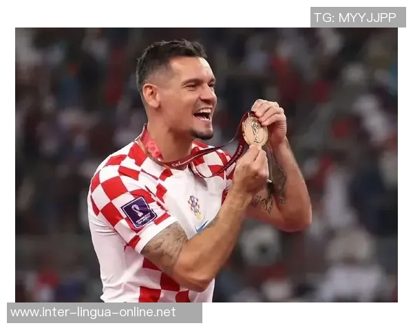 足球明星魔笛的精彩瞬间与传奇故事全景展示 足球明星魔笛的精彩瞬间与传奇故事全景展示